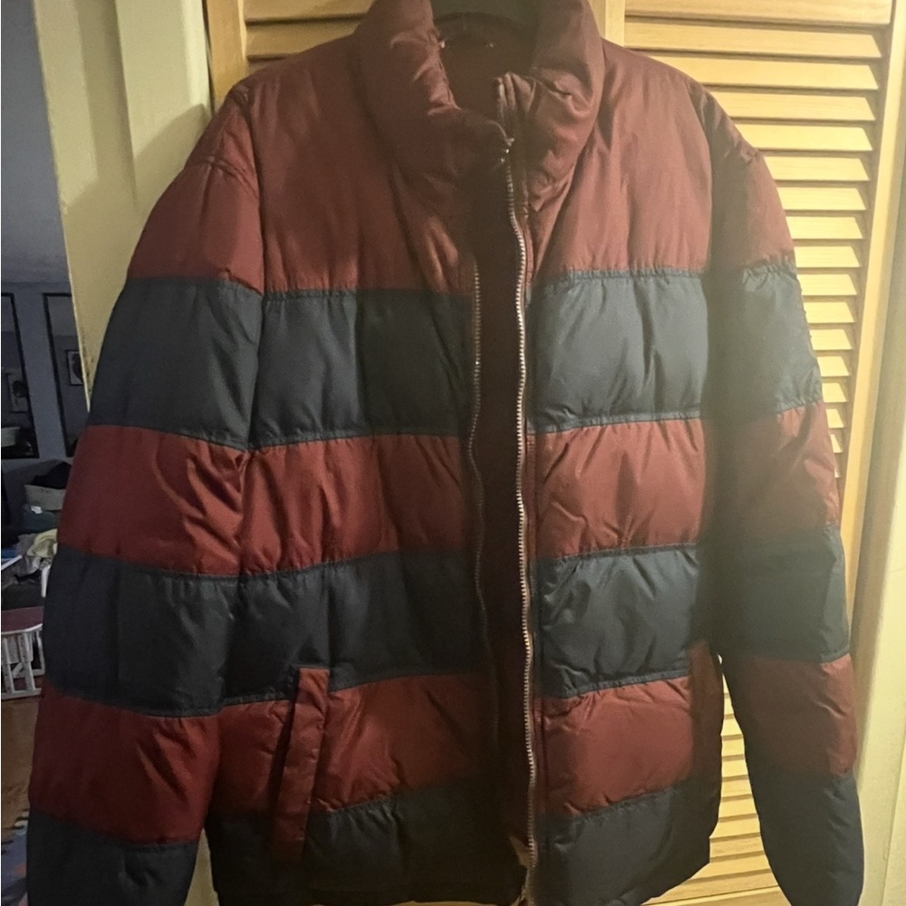 Men's Red and Black Puffer Jacket